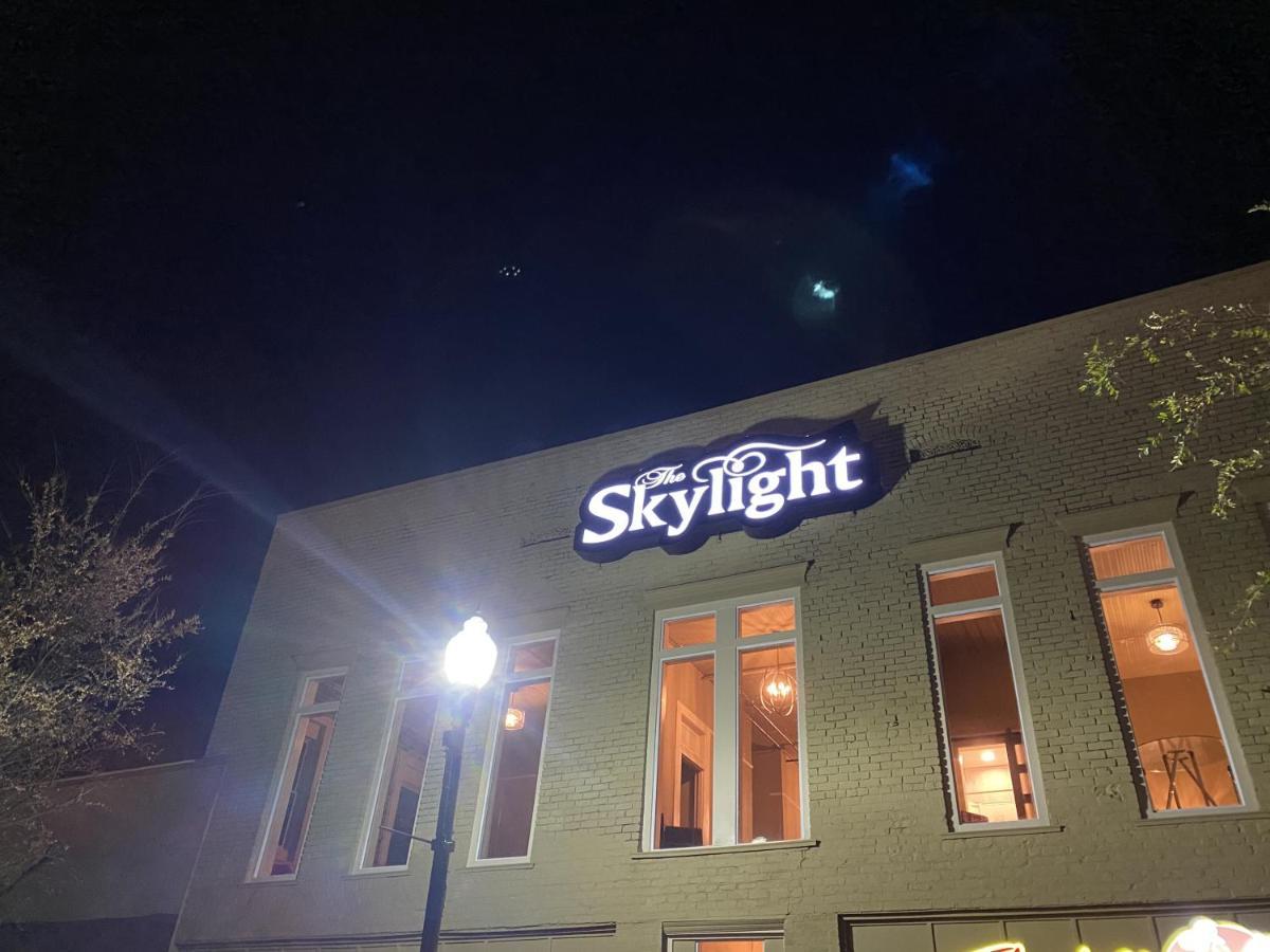 The Skylight Hotel Greenville Exterior photo